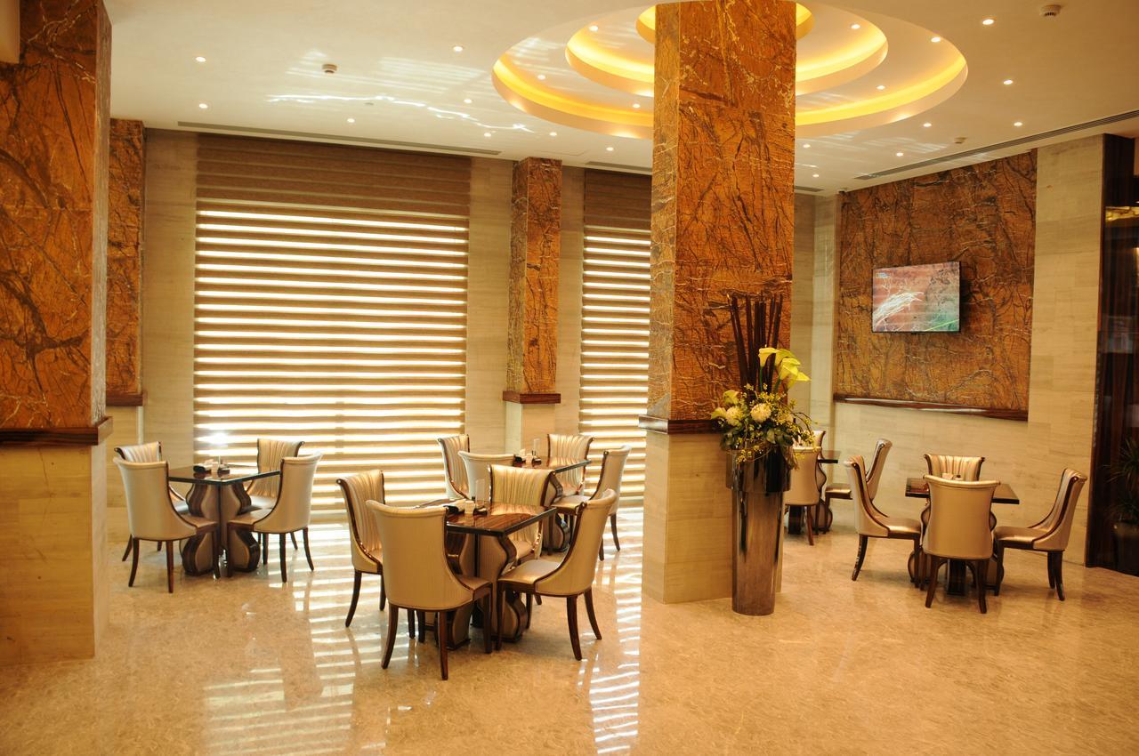 Frsan Palace Hotel Manama Exterior foto